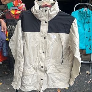 North face wind breaker